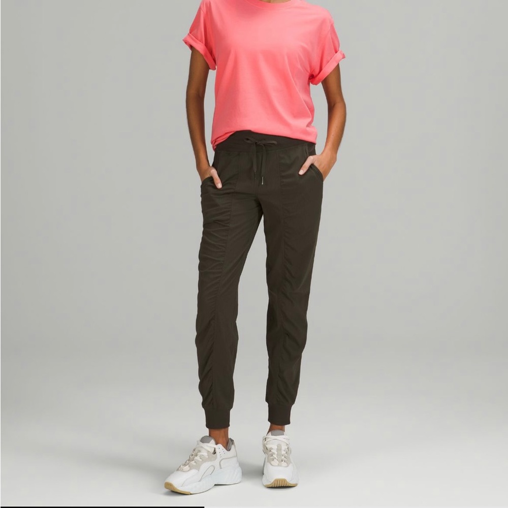 Lulu lemon Dance Studio joggers